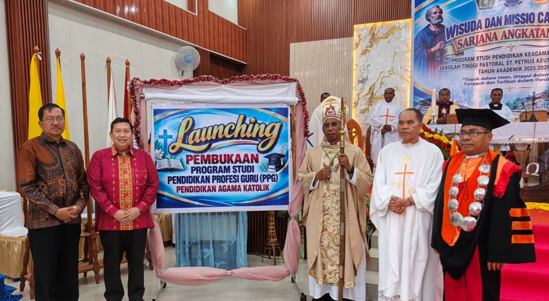 Dokumentasi Acara Wisuda Sekaligus Pembukaan Program Studi Pendidikan Profesi Guru (PPG)